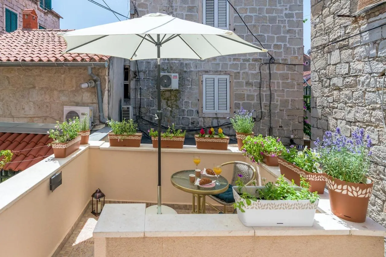 Diva 1,Stylish Old Town Studio Apartment Near Beach 스플리트 크로아티아